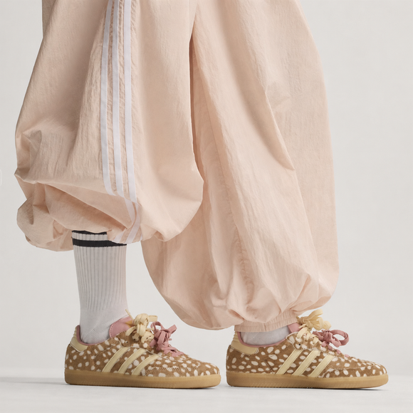 Feature product image